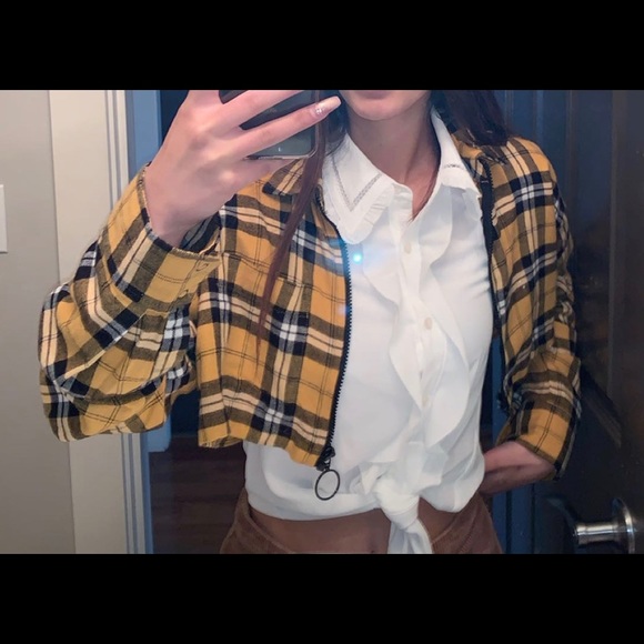 Plaid flannel cropped shirt - Picture 4 of 4